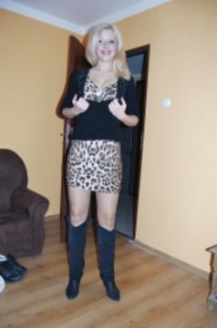 BlondeStrandlady aus Schwyz,Schweiz